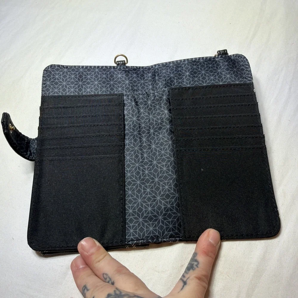 Guang Tong Cellphone And Wallet Case